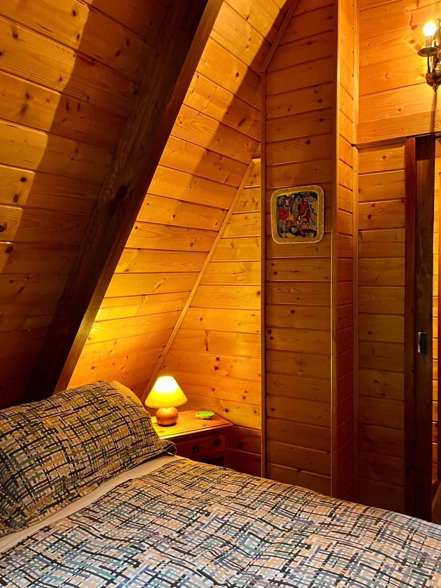 Chalet Natura La Taverna Dei 3 Porcellini Cavaliere  Esterno foto