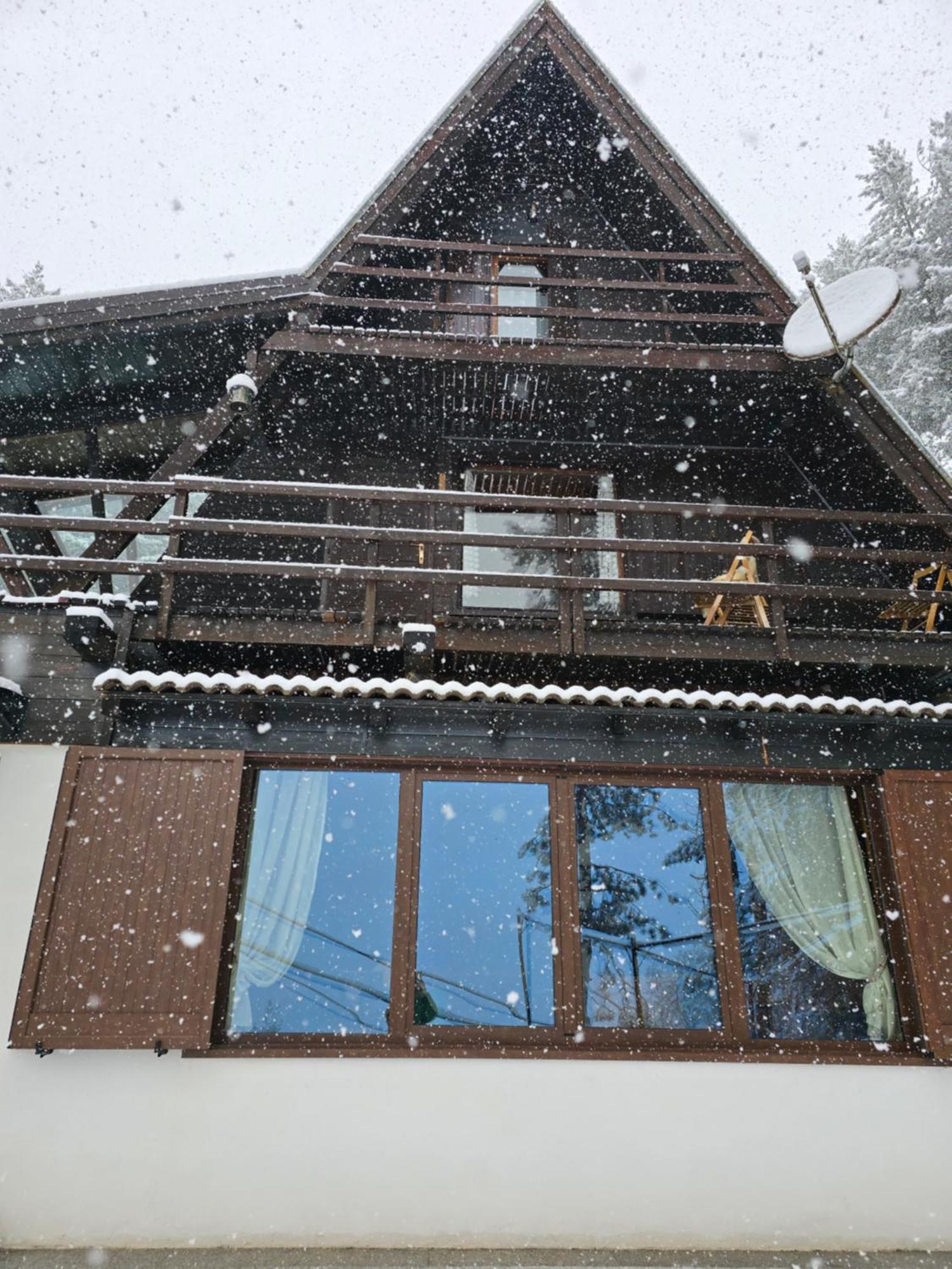 Chalet Natura La Taverna Dei 3 Porcellini Cavaliere  Esterno foto