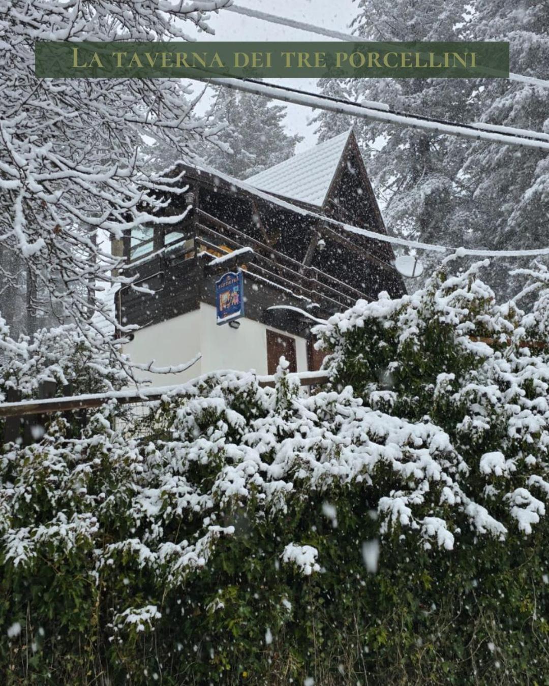 Chalet Natura La Taverna Dei 3 Porcellini Cavaliere  Esterno foto